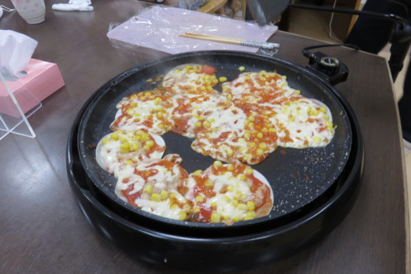 餃子の皮でPIZZA